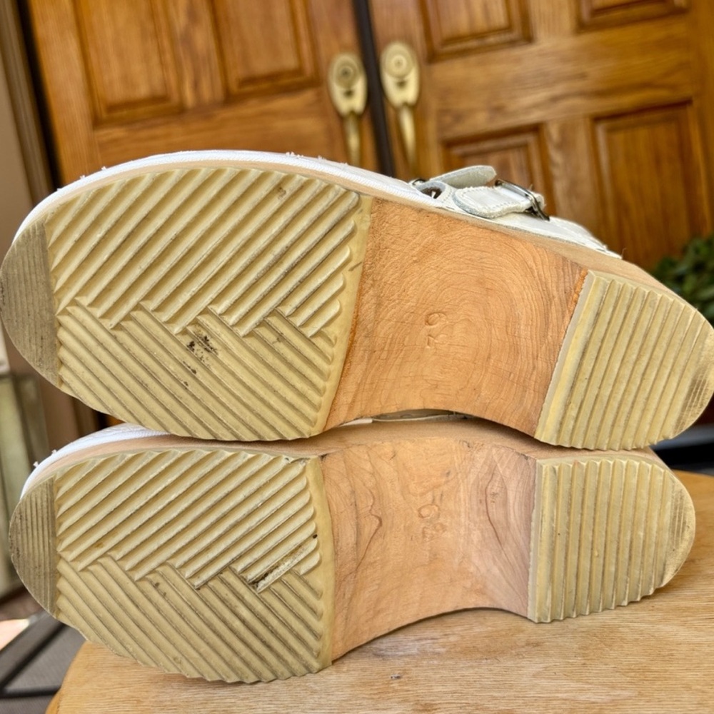 Wooden Swedish clogs - Picture 7 of 8